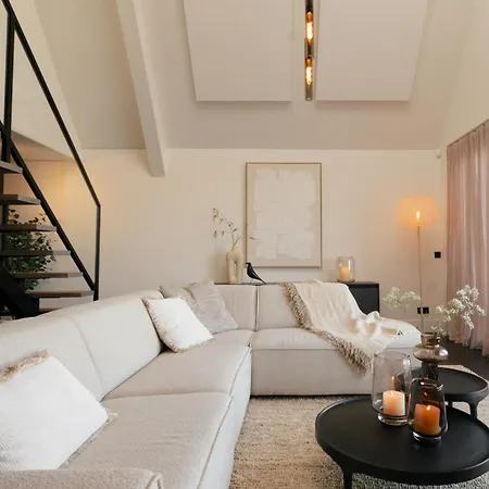 Holiday home Het-boothuys *