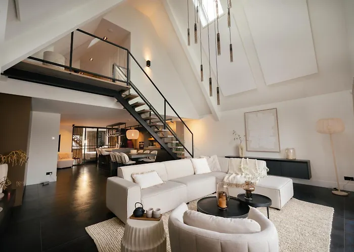 Het-boothuys 하르데르웨이크