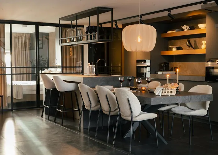 Het-boothuys 하르데르웨이크